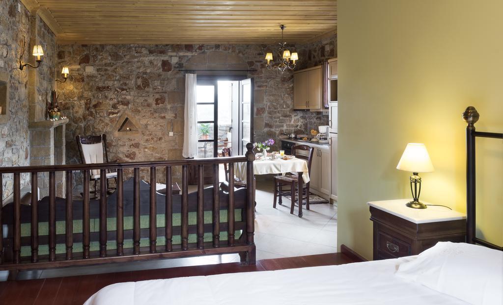 Apartment Klymeni Traditional Homes *
