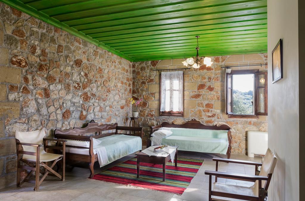 Klymeni Traditional Homes Apartment